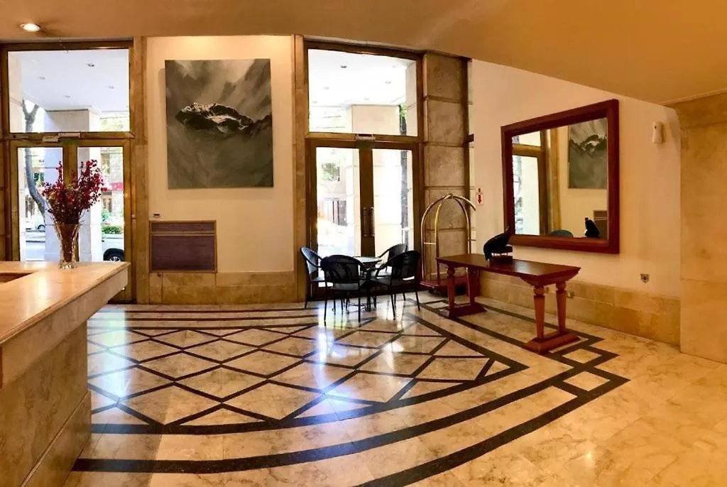 Ferienwohnung Lujoso Departamento En La Mejor Ubicacion De La Ciudad De Mendoza, Con Vista A La Montana Y Piscina Apartment