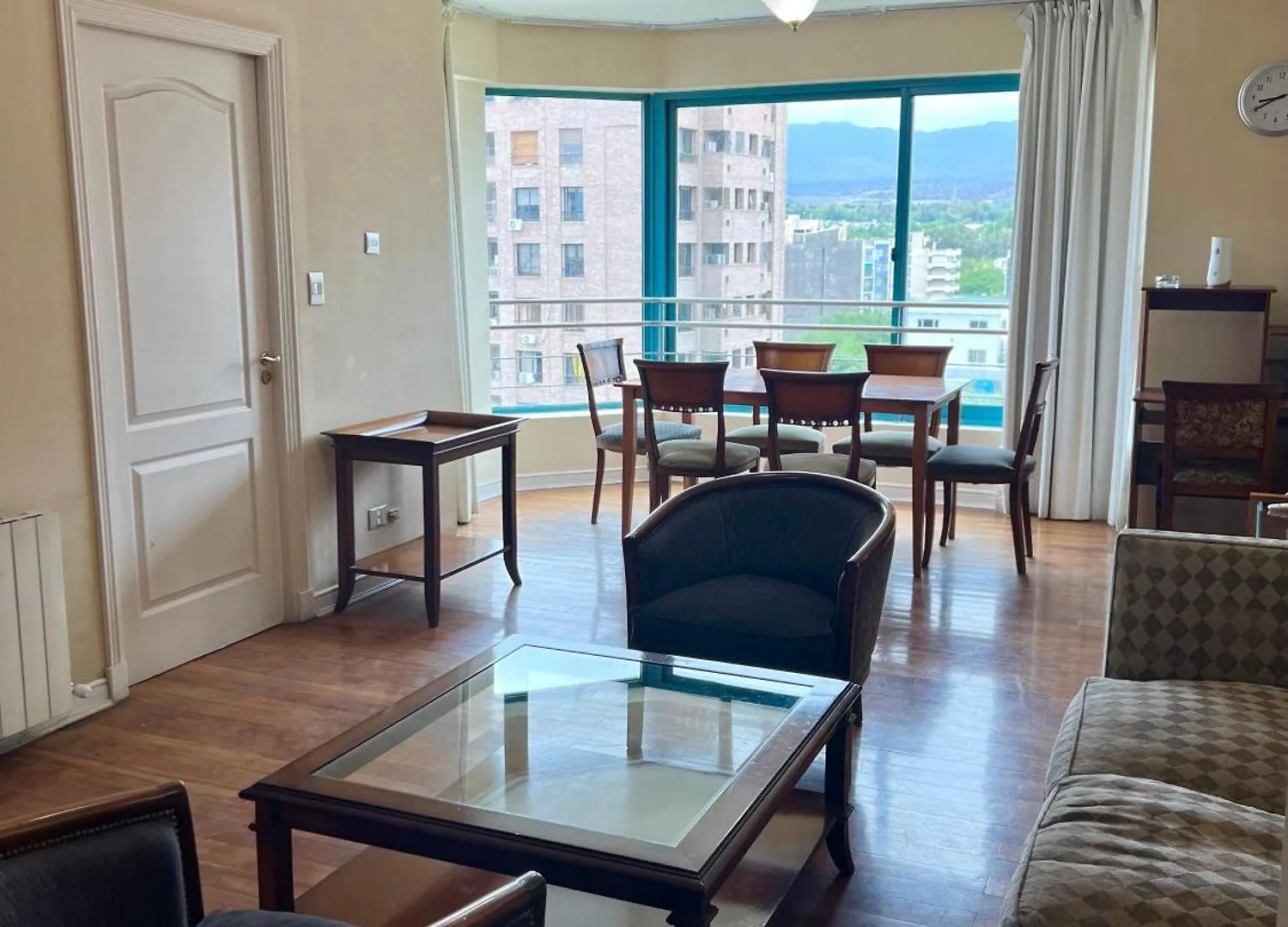 Ferienwohnung Lujoso Departamento En La Mejor Ubicacion De La Ciudad De Mendoza, Con Vista A La Montana Y Piscina 0*, Mendoza Argentinien