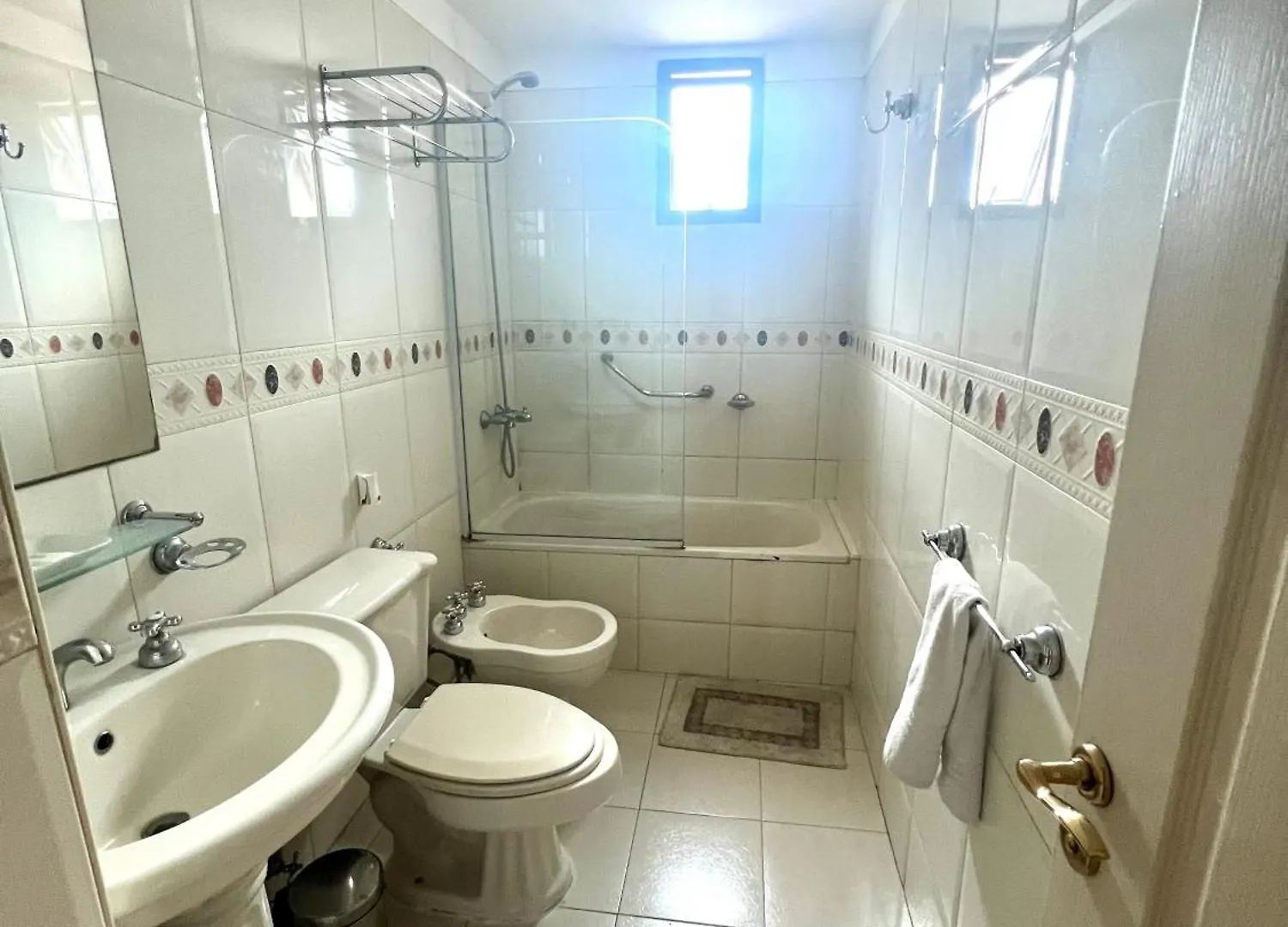 Ferienwohnung Lujoso Departamento En La Mejor Ubicacion De La Ciudad De Mendoza, Con Vista A La Montana Y Piscina Argentinien