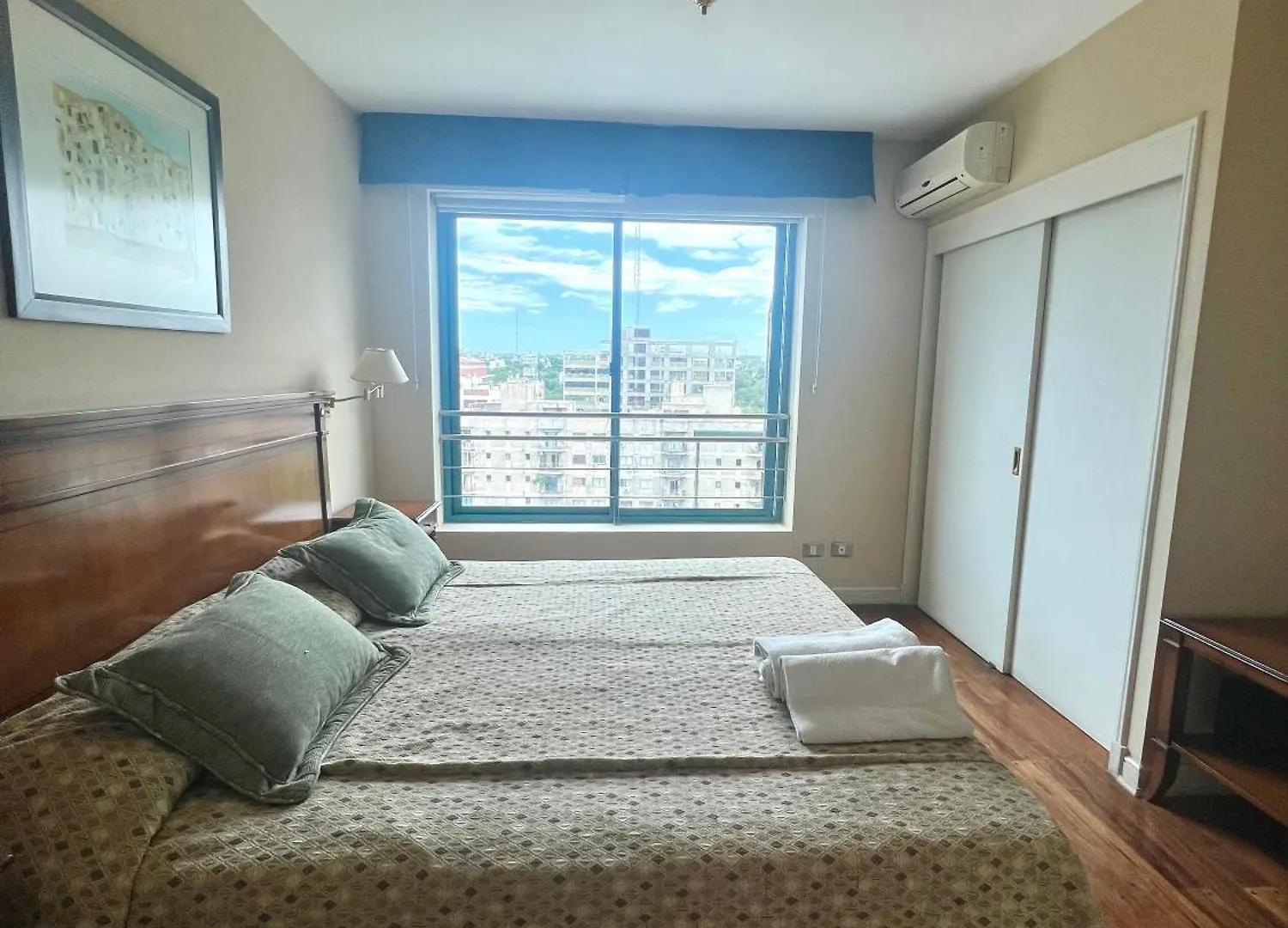 Ferienwohnung Lujoso Departamento En La Mejor Ubicacion De La Ciudad De Mendoza, Con Vista A La Montana Y Piscina Mendoza